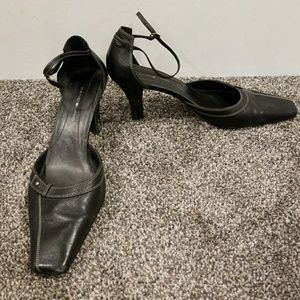 Elegant Black Leather Women's Heels